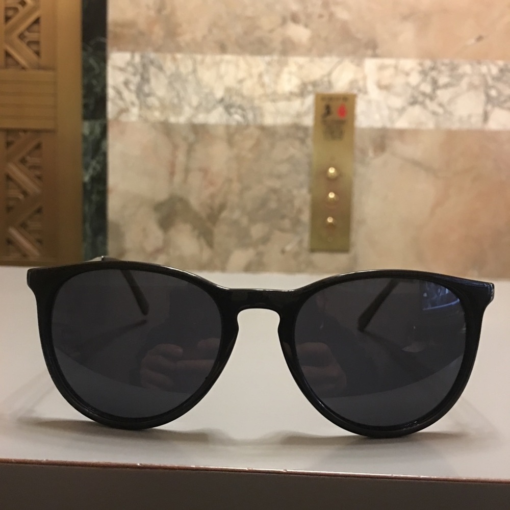 100%Authentic (I love)Polorized UV with Protection